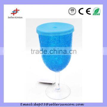plastic goblet with lid for bar and party