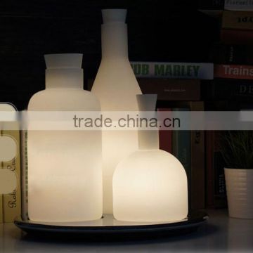 Alt modern creative white glass Three Bottle desk table lamp