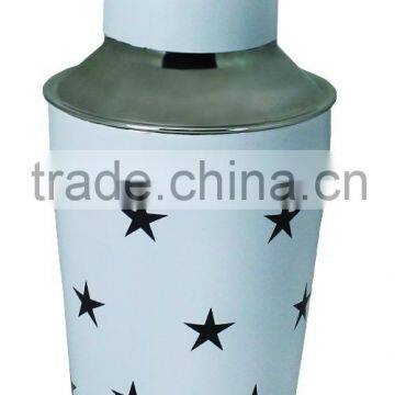 Regular Cocktail Shaker with Star Design