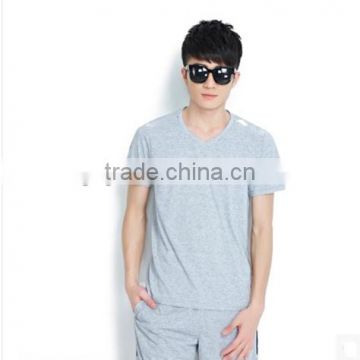wholesale customized cheap mens sports suit for summer