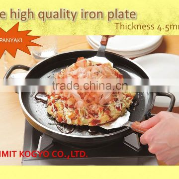 The thickness of the iron is 4.5mm teppanyaki equipment