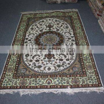 Factory price! nice quality persians hand knotted pure silk rug in canton