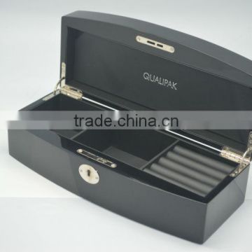 Whole sale jewelry boxes, gift boxes with fashion contemporary look
