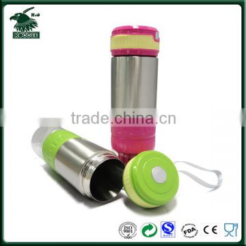 2014 newest design plastic drinking cup, lemon bottle with lid and holding ring
