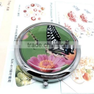 Round metal mirror with beautiful butterfly layout can be customized