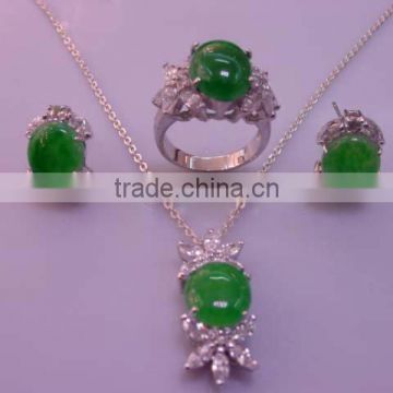 B+C Jade jewellery set