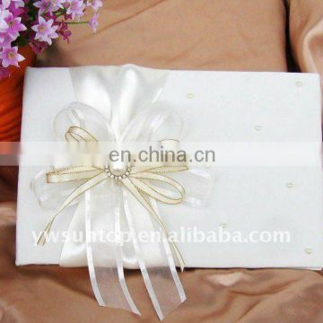 Graceful bow design white wedding guest book faovrs