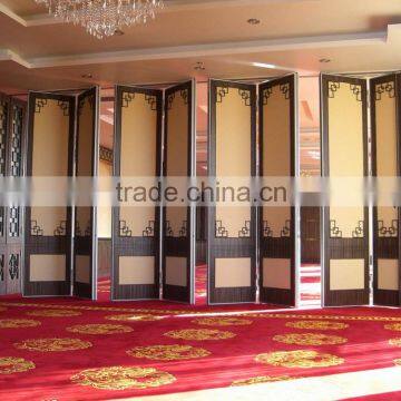 Movable soundproof partition walls in exhibition center