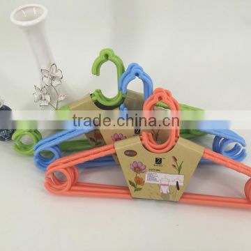 Xu Feng cheap colorful plastic hanger supermarket home use factory