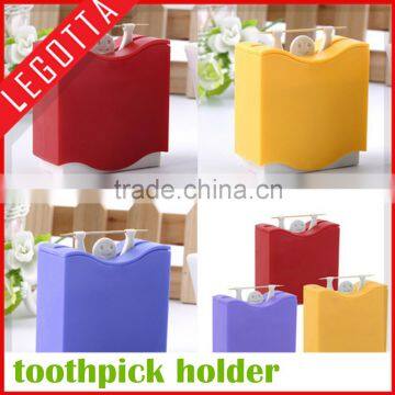 Creative design factory price fancy portable plastic toothpick box promotional