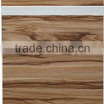 Classic moulded kitchen cabinet doors design made in China