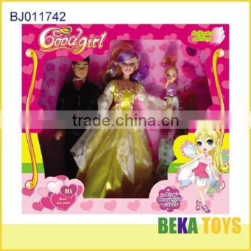good quality roca doll with her happy family dolls