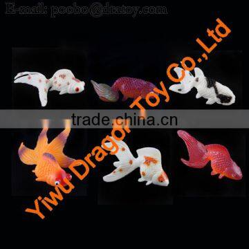 factory wholesale small plastic goldfish toy