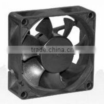24v P.B.T Frame and Impeller dc fan 70mm use in the industrial machinery
