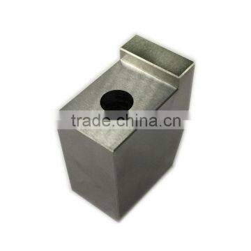 Best selling machining services injection mould parts manufacturer