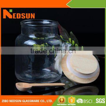 Wholesale 355ml 2017 High quality glass jar with cork High demand products market