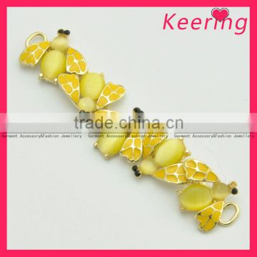 fashion honeybee decorative rhinestone chain buckle WCK-972
