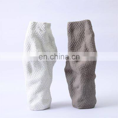 2021 Nordic Modern Porcelain Fish Scale Designed Ceramic Decorative Floral Vase for home decor