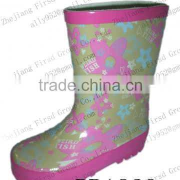 2013 kids' rubber rain boots with lovely pattern
