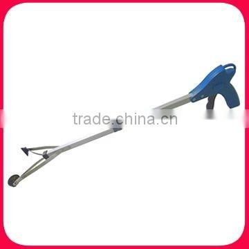 Deluxe Folding Reacher Helping Hand With Suction Cups