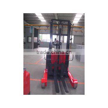 Full electric 1.0-2.0t Reach forklift with standing operation