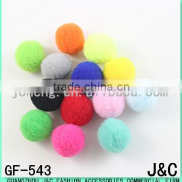 2017 most fashionable polyester pompoms