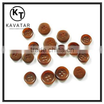 2016 Hot 4 -hole resin button for shirt