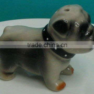 Factory unique ceramic cruet set pet doggie shaped salt and pepper shakers