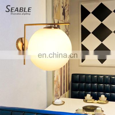 Unique Style Decoration Indoor Restaurant Bedroom Study Room Metal Glass Gold Modern Wall Lamp