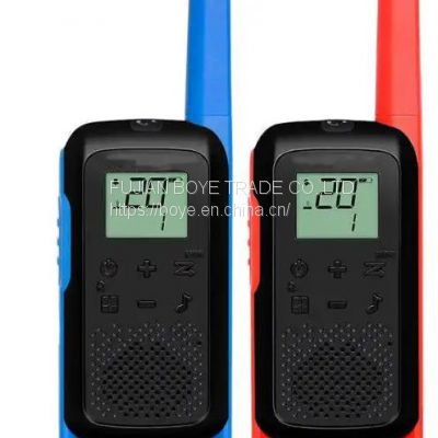 Original Motorola T62 Walkie-Talkie is suitable for outdoor adventures, 16 channels and up to 8 km range communication radio radio