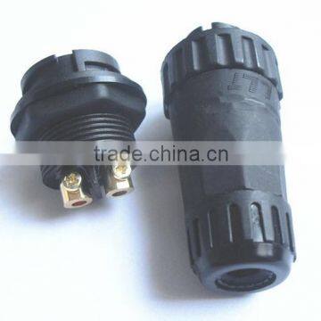 water resistant automotive wire connector terminals