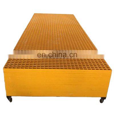 38*38*25 mm GRP FRP mesh grid grating for fiberglass roofing walkway