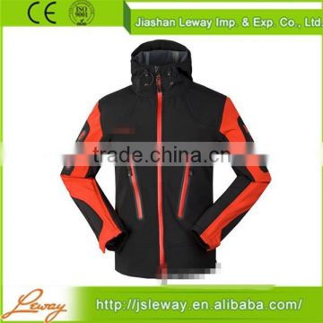 New design high quality wholesale outdoor softshell jacket