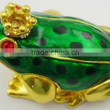 metal alloy crystal frog shaped trinket jewelry box with magnet closure,good quality and various designs,pass SGS factory audit