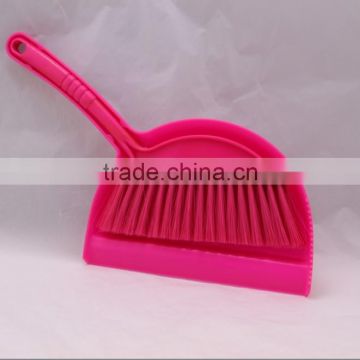 dplasticware ustpan with long handle