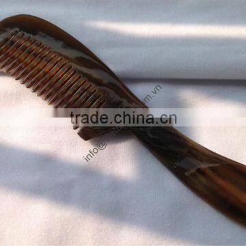 Horn comb, size 20cm x 4.5cm