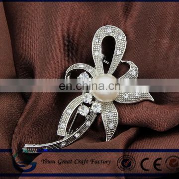 High quality silver crystal brooch pin alloy rhinestone pearl pin Female wedding brooch