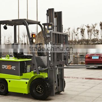 side-loader forklift truck