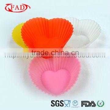 Set of four Silicone heart shape cake baking tools with Food-Grade Degree,Various Colors