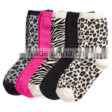 80% Cotton 20% Spandex Women's Socks With Full Terry And Jacquard Designs