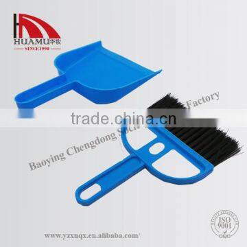 dog brush dustpan in blue 19*12 mm