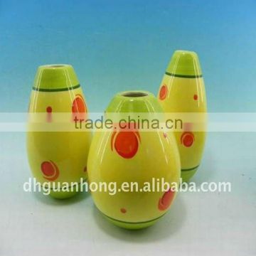 stylish beautiful small ceramic flower vase