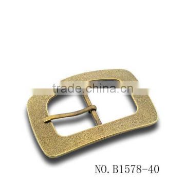 Light antique brass belt buckle