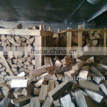 Oak firewood from Latvia
