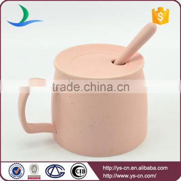 China supplier matt pink porcelain coffee mug with lid and spoon