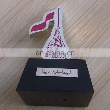 Qatar national day flag metal trophy with wooden base