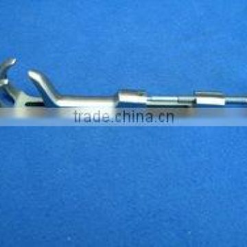 Gerster-Lowman	Bone Holding Clamp/The Basis surgical Orthopedics instruments