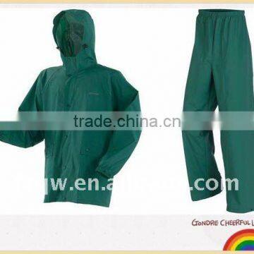 Outdoor waterproof PVC rainsuit