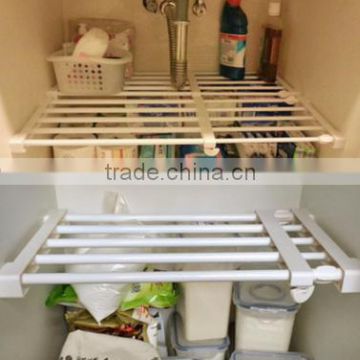 Extendable closet rack
