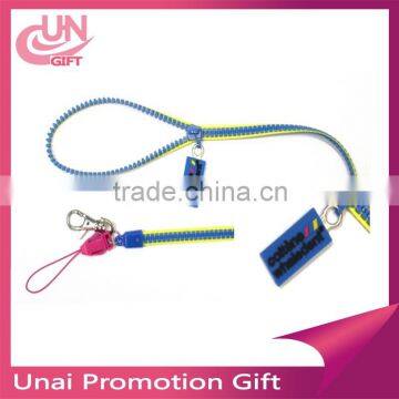 Customized Plastic Zipper Lanyard with PVC Puller
